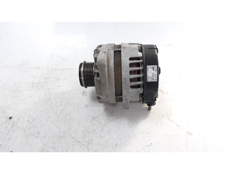 Recambio de alternador para hyundai tucson 1.6 cat referencia OEM IAM 373002B970  