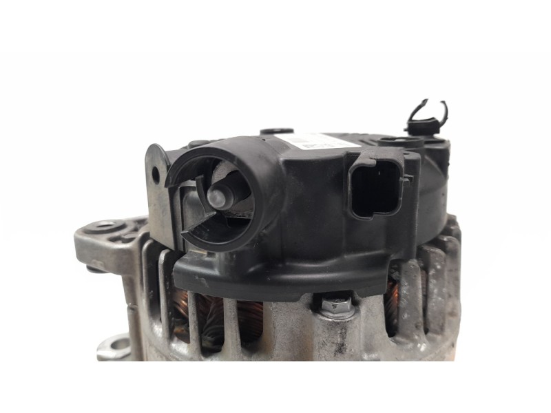Recambio de alternador para opel grandland x 1.2 referencia OEM IAM 9826574080  
