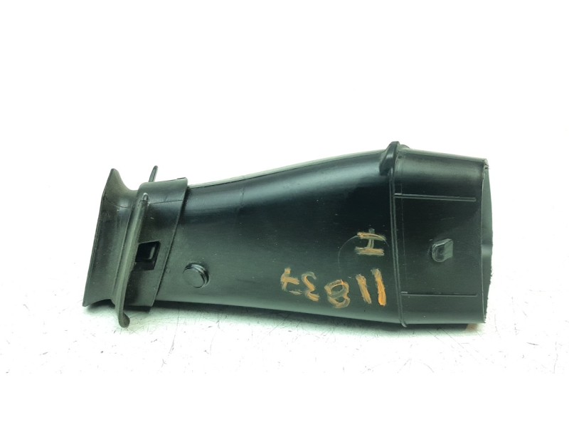 Recambio de moldura para bmw r 1200 r r 1200 r referencia OEM IAM 852390901  
