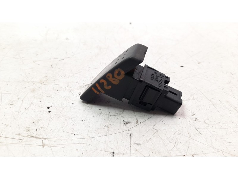 Recambio de warning para suzuki swift berlina (mz) 1.3 16v cat referencia OEM IAM 3743062JA0P4Z  