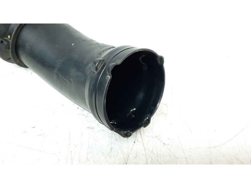 Recambio de tubo para hyundai tucson referencia OEM IAM 28130P0400  