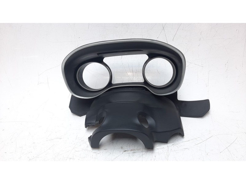 Recambio de moldura para jeep compass ii 2.0 m-jet cat referencia OEM IAM 5ZT67TRMAA  