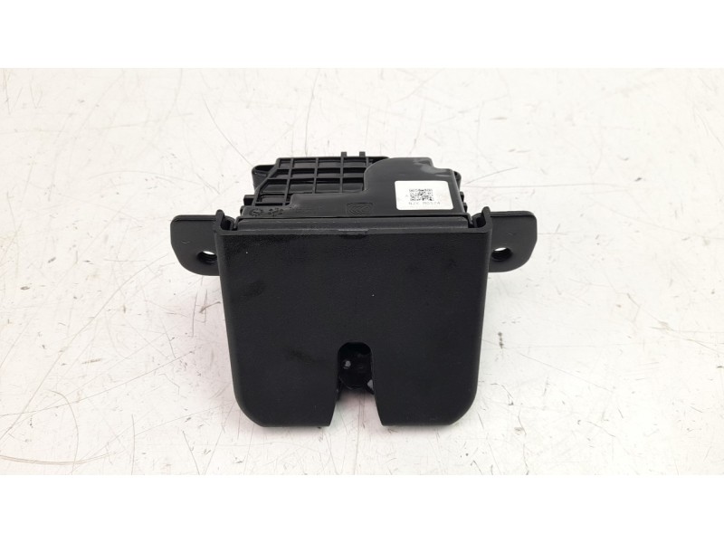 Recambio de cerradura maletero / porton para hyundai tucson 1.6 cat referencia OEM IAM 81230D3000  