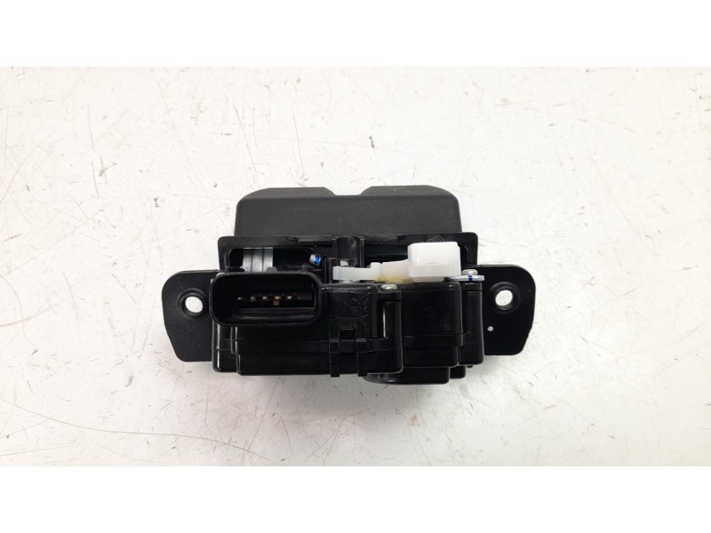Recambio de cerradura maletero / porton para hyundai tucson 1.6 cat referencia OEM IAM 81230D3000  