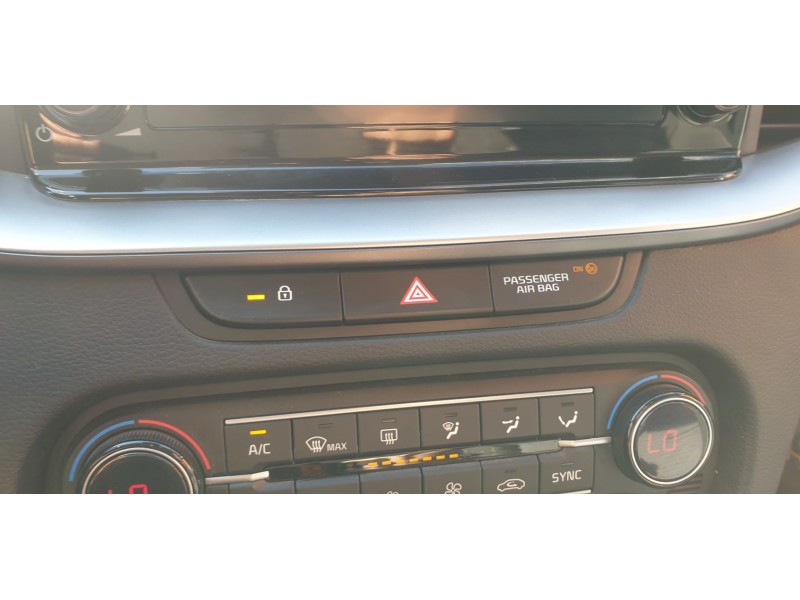 Recambio de warning para kia ceed concept referencia OEM IAM 93790A2100WK  