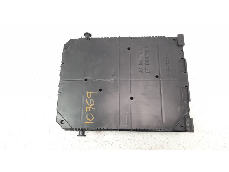 Recambio de caja reles / fusibles para opel grandland x 1.2 referencia OEM IAM 9832880280  
