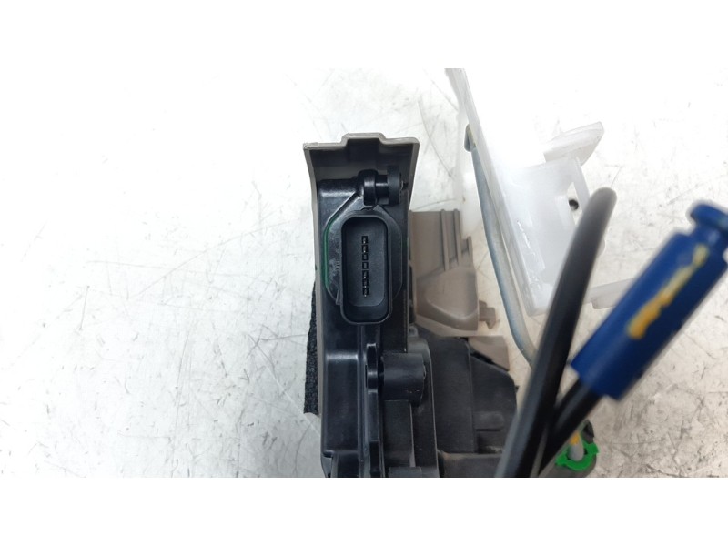 Recambio de cerradura puerta delantera izquierda para kia ceed concept referencia OEM IAM 81310J7010  