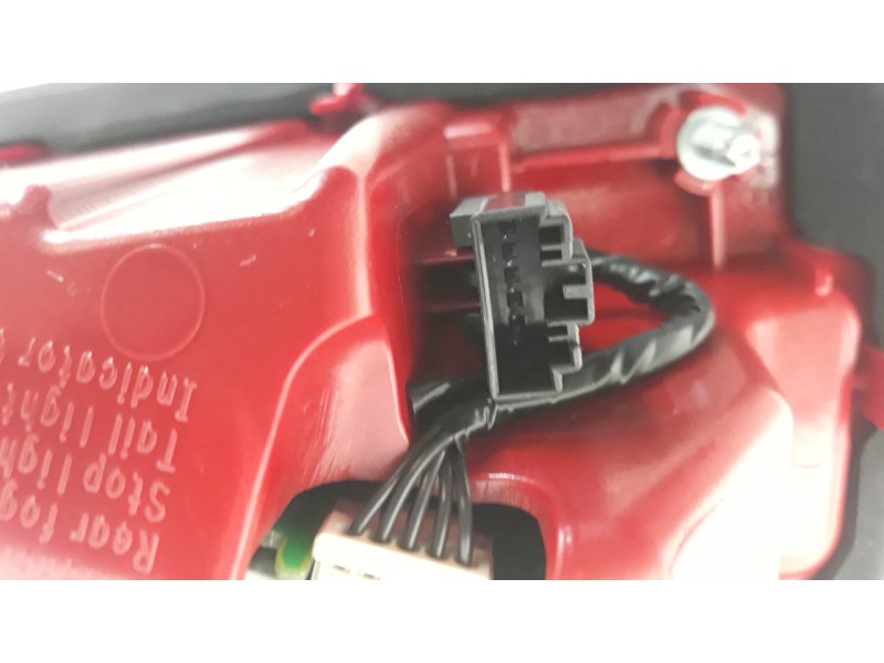 Recambio de piloto trasero derecho interior para audi a4 ber. (b8) 2.0 16v tdi referencia OEM IAM 8K5945094AC 103F02281774 
