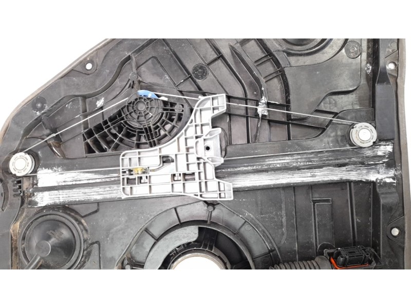 Recambio de elevalunas trasero derecho para hyundai tucson 1.6 cat referencia OEM IAM 83481D7000  