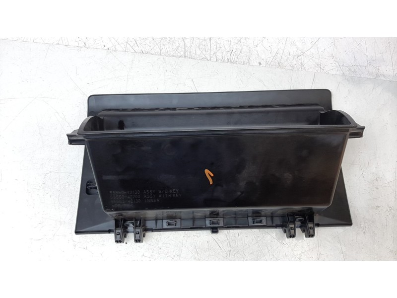 Recambio de guantera para toyota rav4 referencia OEM IAM 5555042130 5555042200 