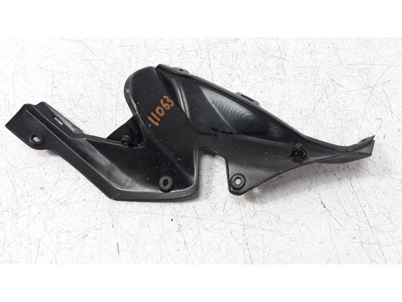 Recambio de moldura para kawasaki z 900 z 900 referencia OEM IAM 140930918  