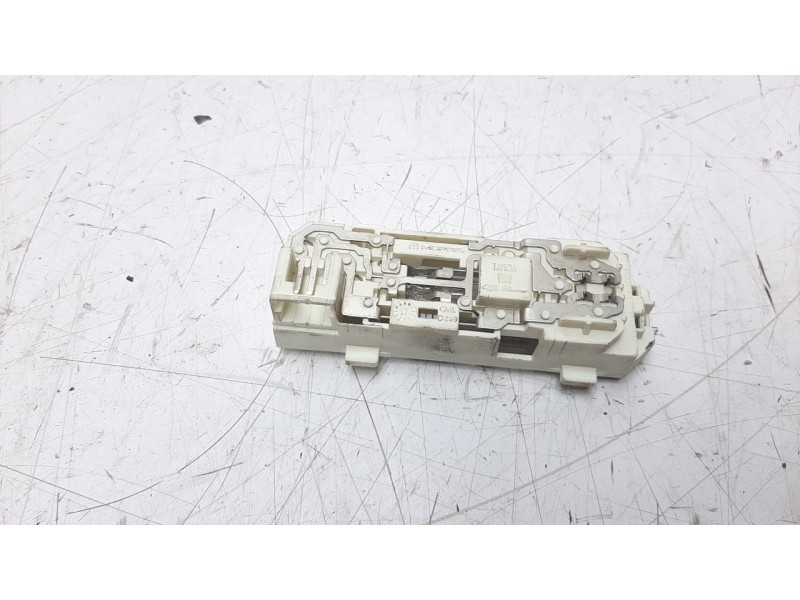Recambio de luz interior para jeep compass ii 2.0 m-jet cat referencia OEM IAM CMLD299  