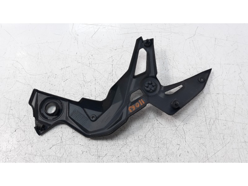 Recambio de moldura para kawasaki z 900 z 900 referencia OEM IAM 140930927  