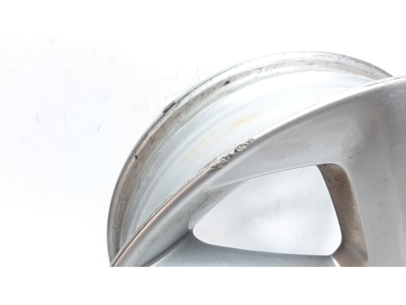 Recambio de llanta para hyundai tucson 1.6 cat referencia OEM IAM 52910D7120 16PULGADAS 