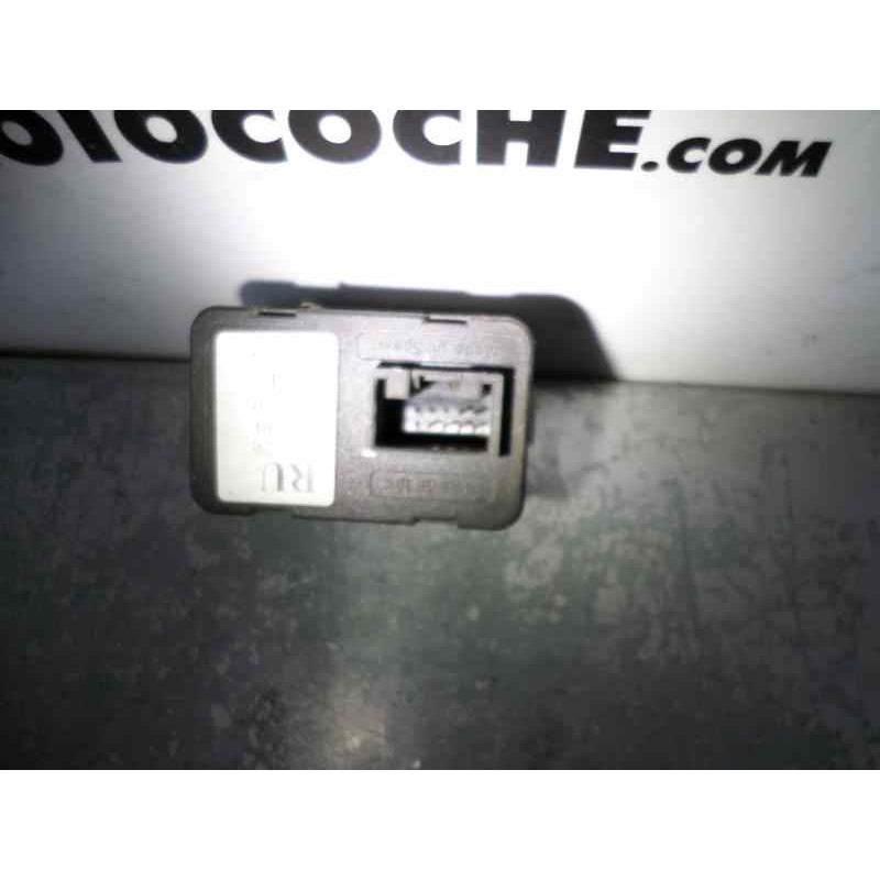 Recambio de mando elevalunas delantero izquierdo para opel combo (corsa c) cargo referencia OEM IAM 13363202 24409205 