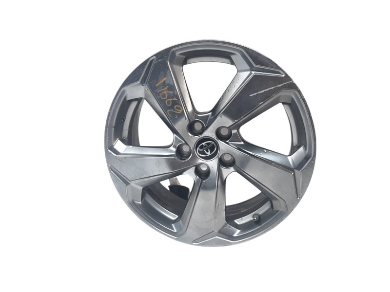 Recambio de llanta para toyota rav4 referencia OEM IAM 4261142790  