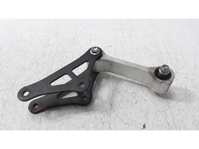 Recambio de puente trasero para kawasaki z 900 z 900 referencia OEM IAM 391110370 390070410 