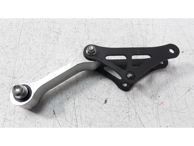 Recambio de puente trasero para kawasaki z 900 z 900 referencia OEM IAM 391110370 390070410 
