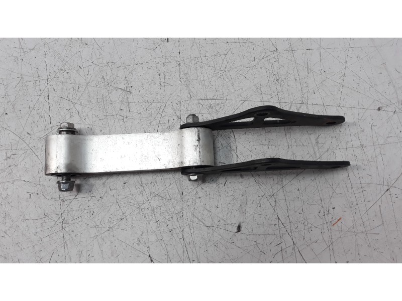 Recambio de puente trasero para kawasaki z 900 z 900 referencia OEM IAM 391110370 390070410 