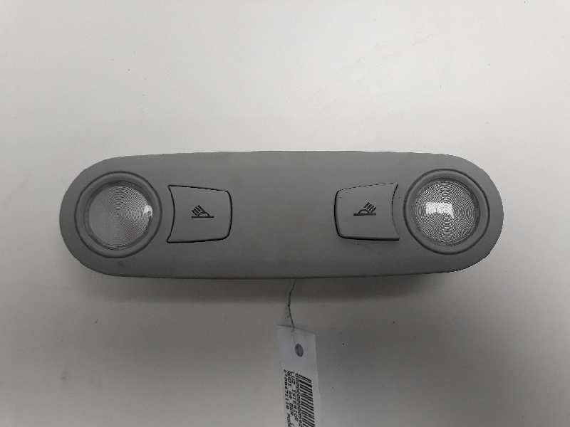Recambio de luz interior para audi a4 ber. (b8) advanced edition referencia OEM IAM 8T0947111B  