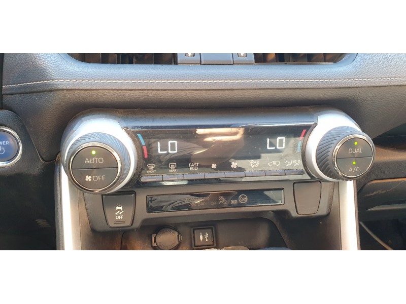 Recambio de mando climatizador para toyota rav4 referencia OEM IAM 5590042580  