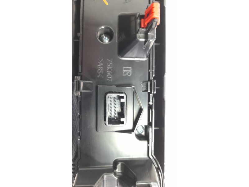 Recambio de mando climatizador para toyota rav4 referencia OEM IAM 5590042580  