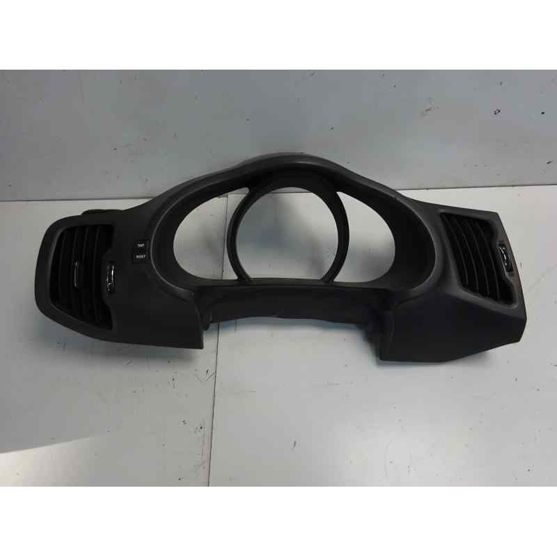 Recambio de rejilla aireadora para kia sportage drive 4x2 referencia OEM IAM 974803W00  