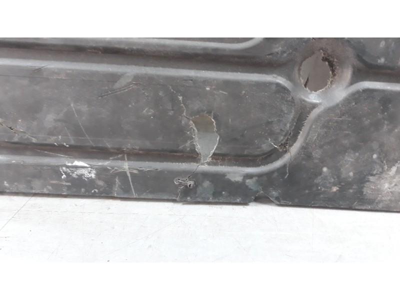 Recambio de cubrecarter para aston martin rapide 5.9 v12 cat referencia OEM IAM AD435E209BA  