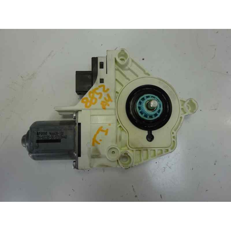 Recambio de motor elevalunas trasero izquierdo para audi a4 ber. (b8) advanced edition referencia OEM IAM 8K0959811 110196557810