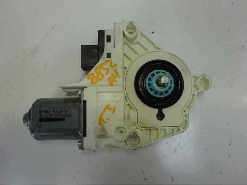 Recambio de motor elevalunas trasero izquierdo para audi a4 ber. (b8) advanced edition referencia OEM IAM 8K0959811 110196557810