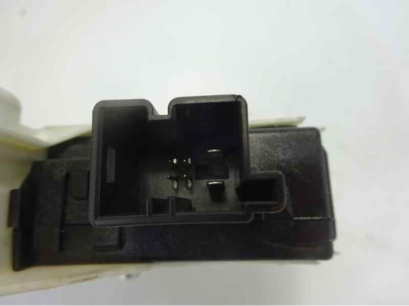 Recambio de motor elevalunas trasero izquierdo para audi a4 ber. (b8) advanced edition referencia OEM IAM 8K0959811 110196557810