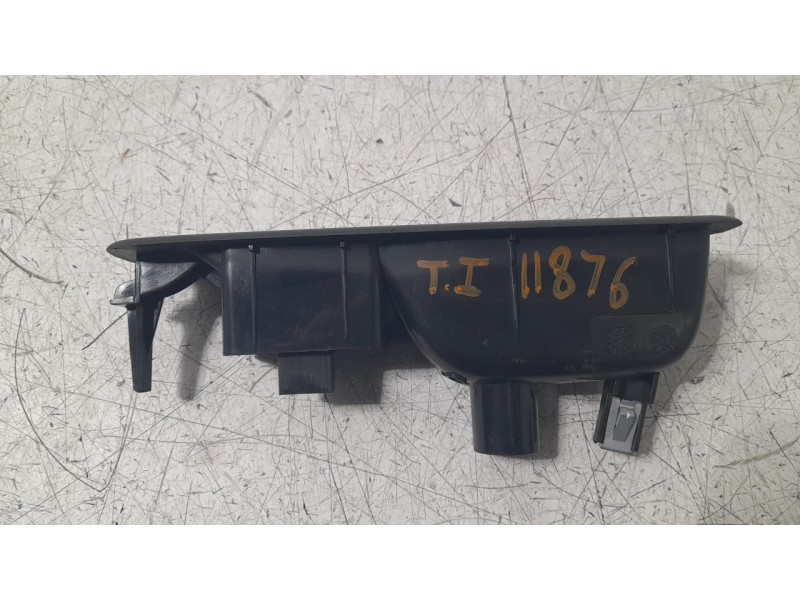 Recambio de mando elevalunas trasero izquierdo para renault laguna iii dynamique referencia OEM IAM 82944002R  