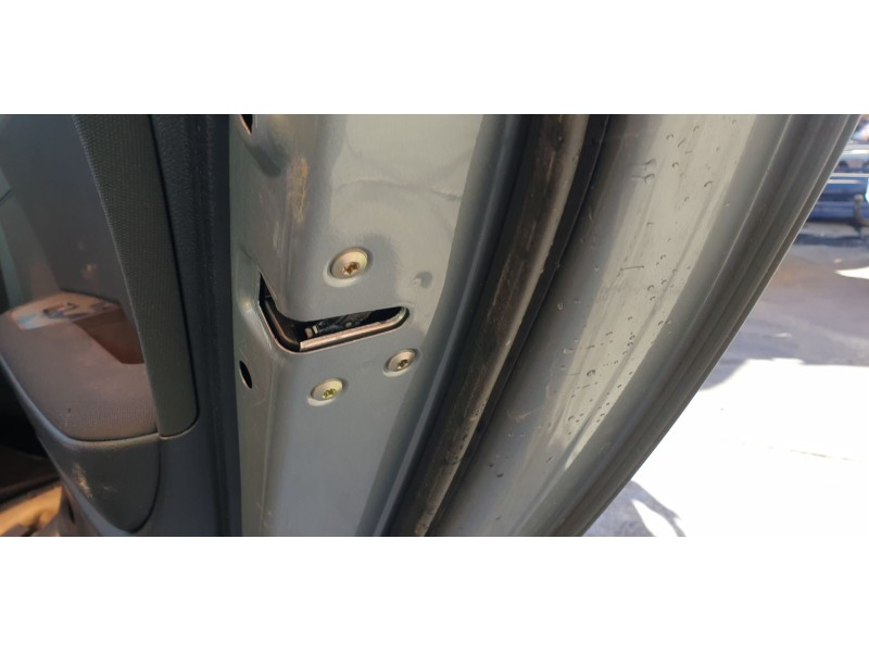 Recambio de cerradura puerta trasera derecha para kia ceed concept referencia OEM IAM 81420J7100  