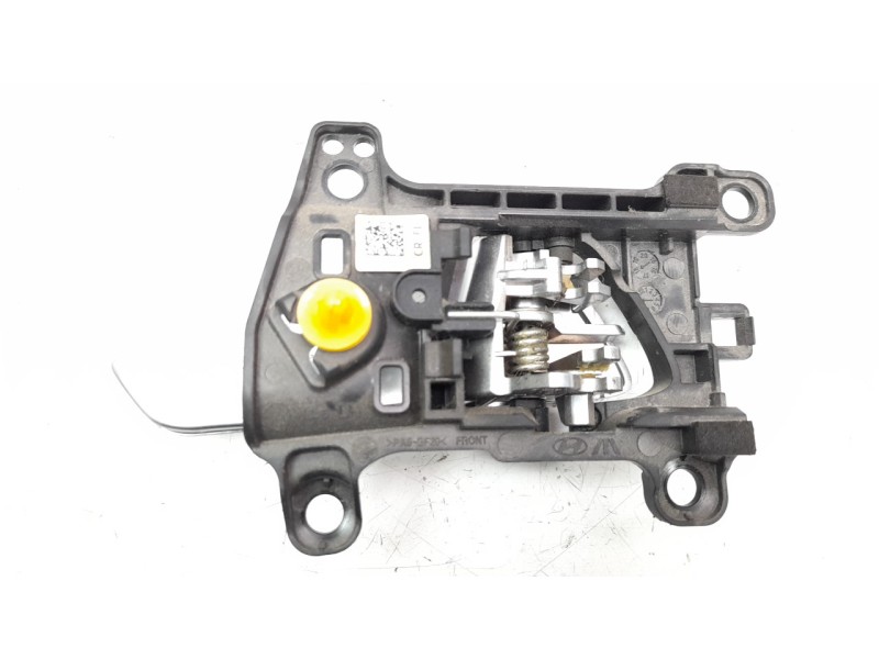 Recambio de maneta interior delantera izquierda para hyundai tucson 1.6 cat referencia OEM IAM 82610D7000  