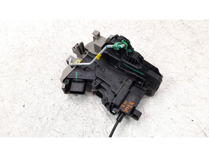 Recambio de cerradura puerta trasera izquierda para kia ceed concept referencia OEM IAM 81410J7000  