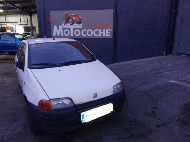 fiat punto berlina (176) del año 1997