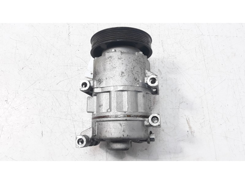 Recambio de compresor aire acondicionado para kia carens ( ) 1.6 gdi cat referencia OEM IAM 97701A4101 CAF660187 CAF660187