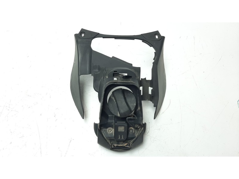Recambio de moldura para bmw c 600 sport referencia OEM IAM 46637724962  