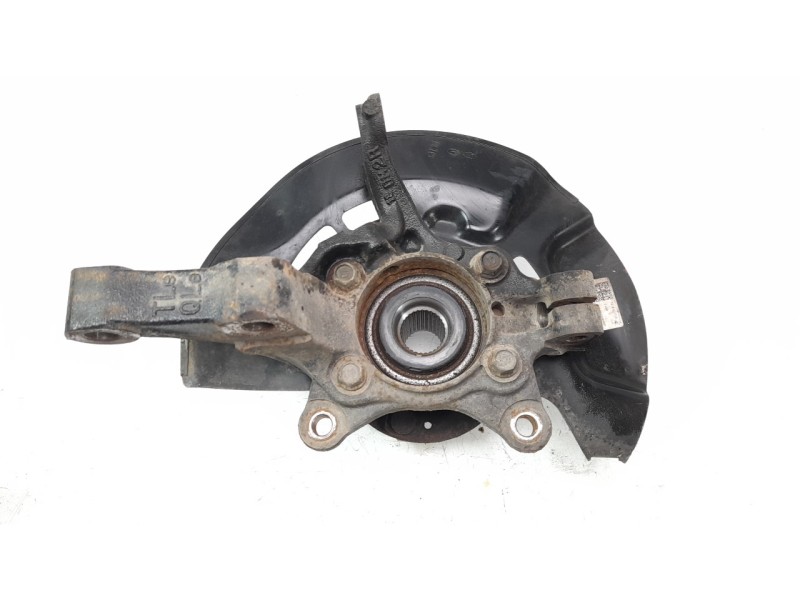 Recambio de mangueta delantera derecha para hyundai tucson 1.6 cat referencia OEM IAM 51701D7500  