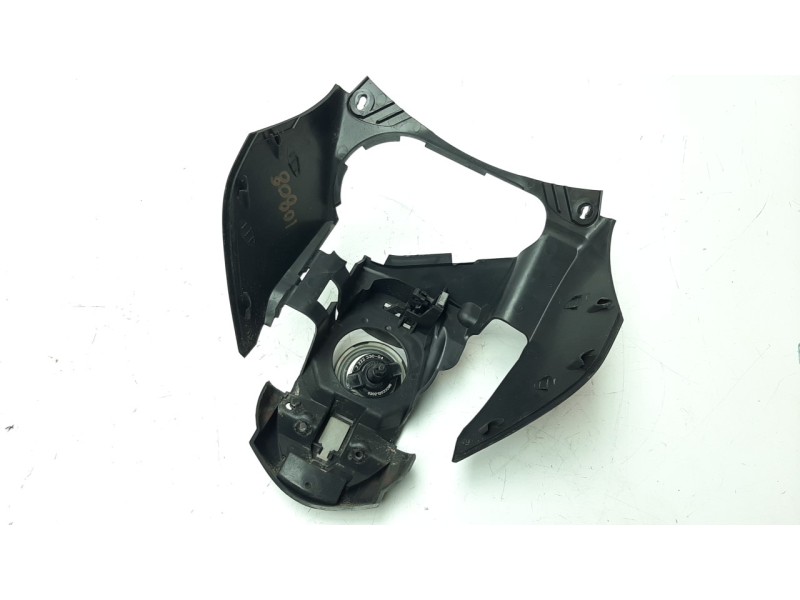 Recambio de moldura para bmw c 600 sport referencia OEM IAM 46637724962  