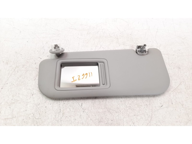 Recambio de parasol izquierdo para toyota rav4 referencia OEM IAM 7432042661B0  