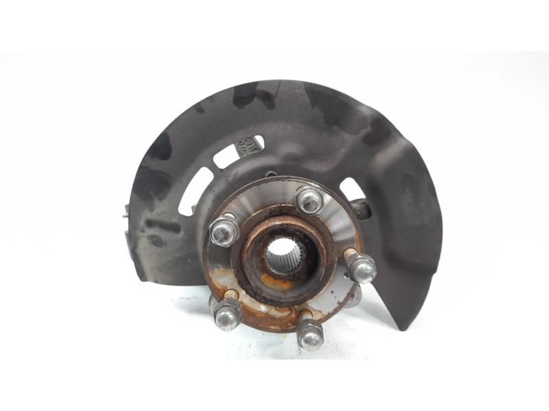 Recambio de mangueta delantera izquierda para hyundai tucson 1.6 cat referencia OEM IAM 51715D7000  