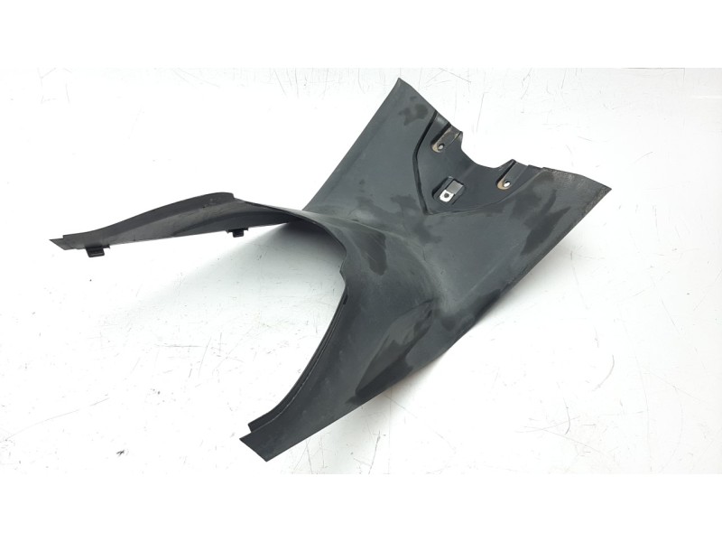 Recambio de moldura para bmw c 600 sport referencia OEM IAM 46637724904  