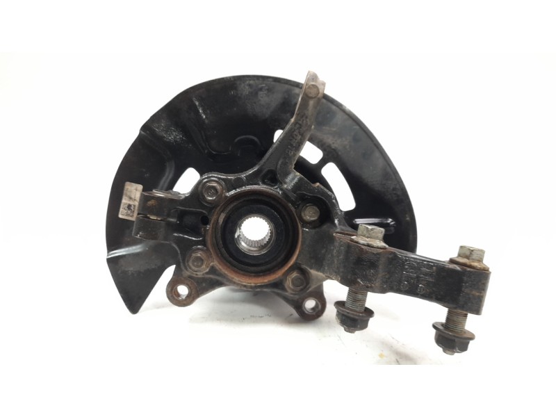 Recambio de mangueta delantera izquierda para hyundai tucson 1.6 cat referencia OEM IAM 51715D7000  