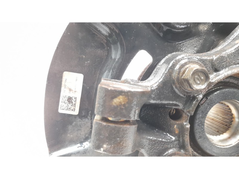 Recambio de mangueta delantera izquierda para hyundai tucson 1.6 cat referencia OEM IAM 51715D7000  