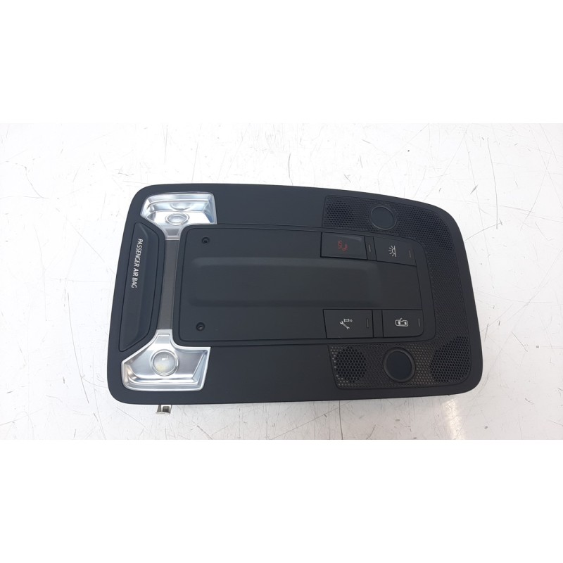 Recambio de luz interior para audi q3 (f3b) 1.5 16v tsi act referencia OEM IAM 81A947135F  