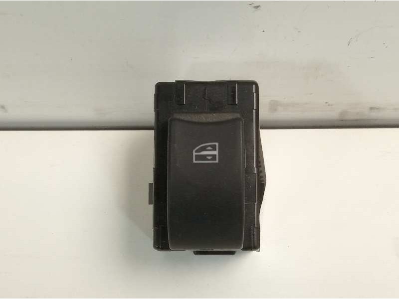 Recambio de mando elevalunas trasero izquierdo para renault koleos 2.0 dci diesel fap referencia OEM IAM 25411JY00B  