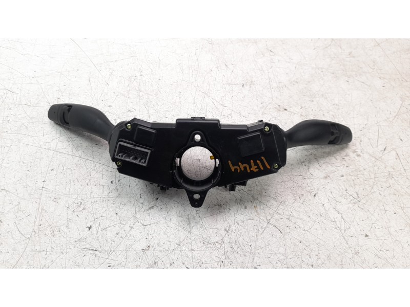 Recambio de mando multifuncion para kia ceed concept referencia OEM IAM 93404J7960  