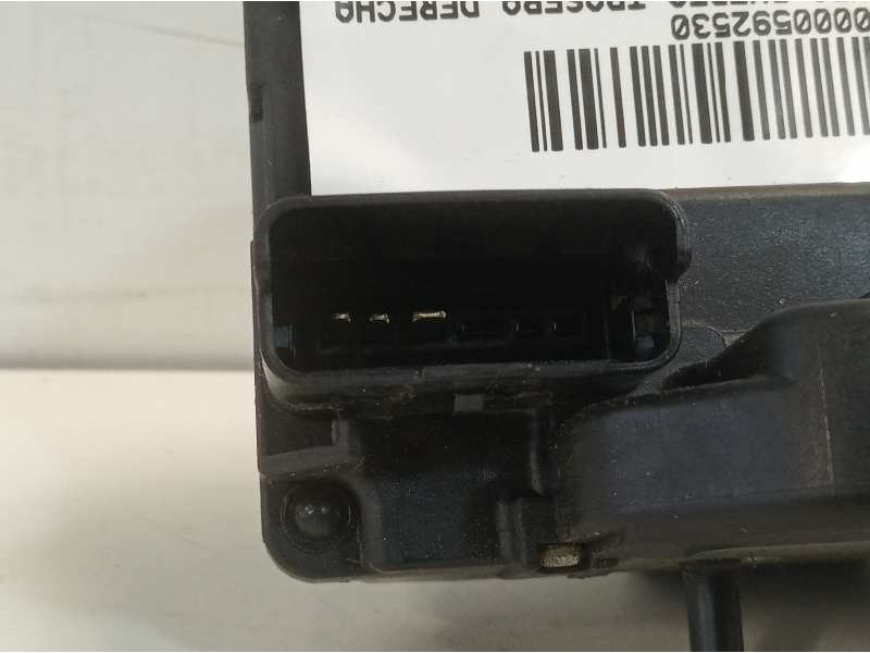 Recambio de cerradura puerta trasera derecha para renault koleos 2.0 dci diesel fap referencia OEM IAM   