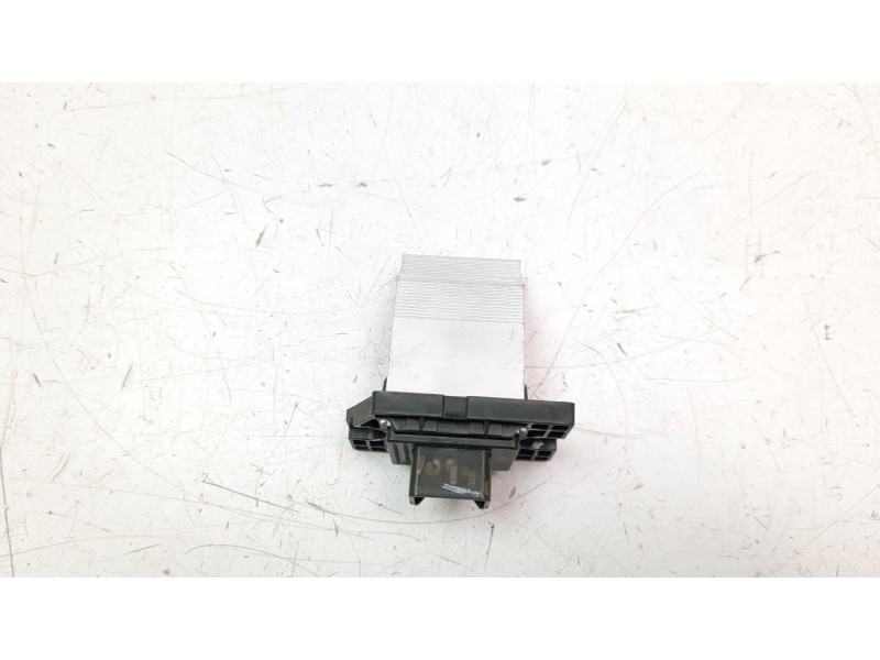 Recambio de resistencia calefaccion para hyundai tucson 1.6 cat referencia OEM IAM 972353XAA0  
